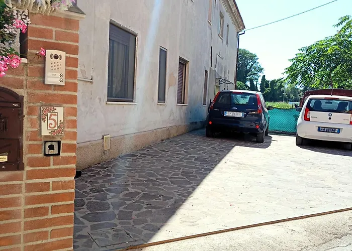 Se115 - Marotta, Delizioso Bilocale Con Posto Auto
